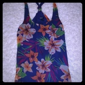 Old Navy Floral Tank Size Small